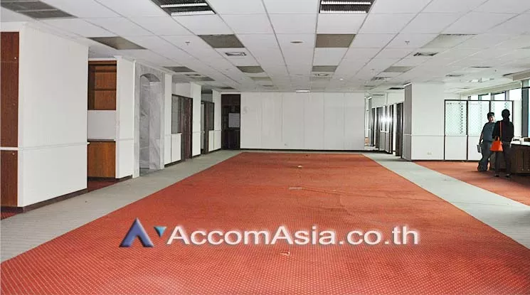  1  Office Space For Sale in Ratchadapisek ,Bangkok ARL Ramkhamhaeng at Charn Issara Tower 2 AA14915